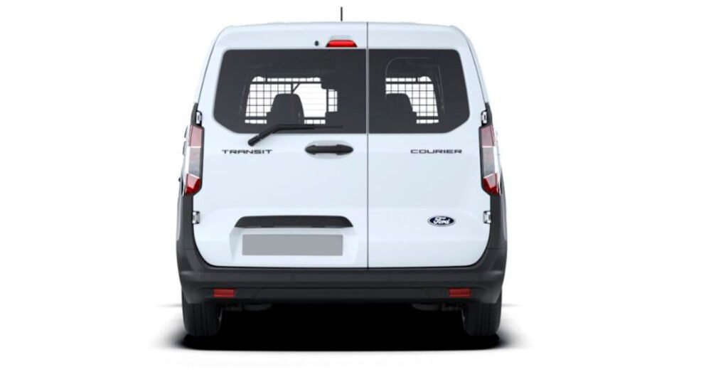 Renting Ford Transit Courier detalle 3
