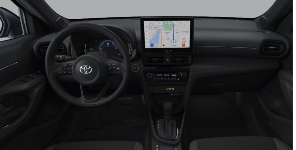 Renting Toyota Yaris Cross detalle 5